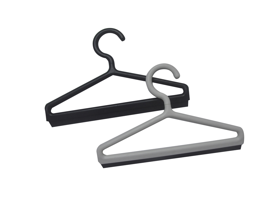 TPE ওভারমোল্ড করা অংশগুলির চকচকে ফিনিস কি পোস্ট-প্রসেসিংয়ের মাধ্যমে ম্যাটে পুনরুদ্ধার করা যেতে পারে?